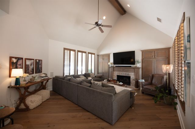 805 Lake Breeze Drive, Highland Village, TX 75077