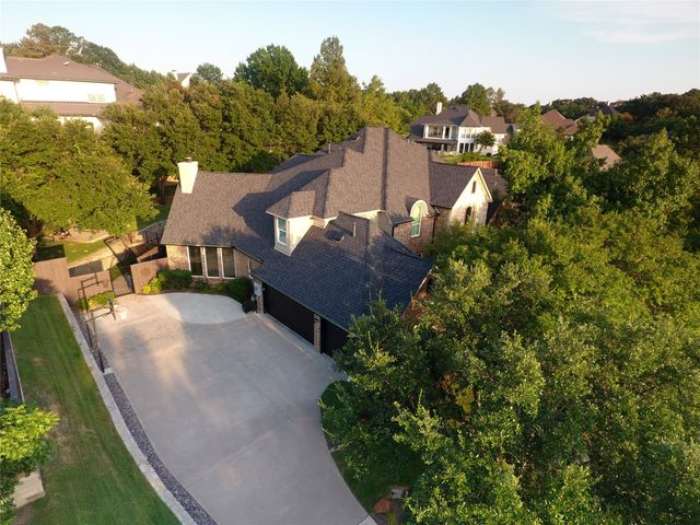805 Lake Breeze Drive, Highland Village, TX 75077