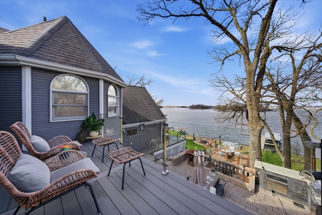 531 Circle Drive, Fox Lake, IL 60020