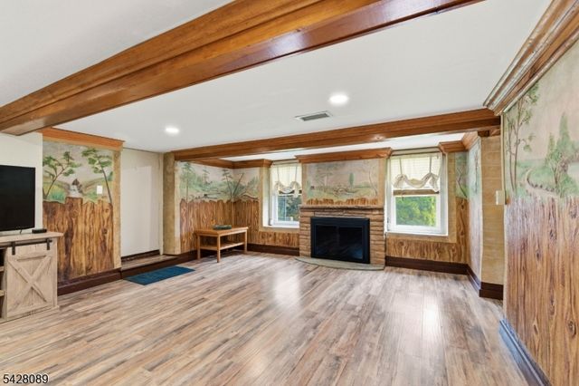 52 Cascade Way, Butler Boro, NJ 07405