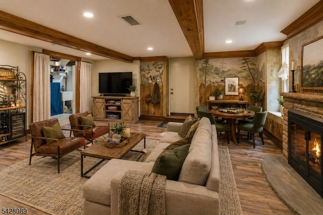 52 Cascade Way, Butler Boro, NJ 07405