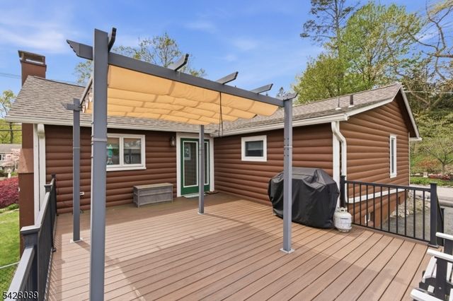 52 Cascade Way, Butler Boro, NJ 07405