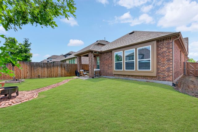 1826 Eagle Landing, Van Alstyne, TX 75495