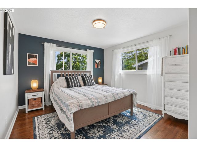 731 Se 143RD Ave, Portland, OR 97233