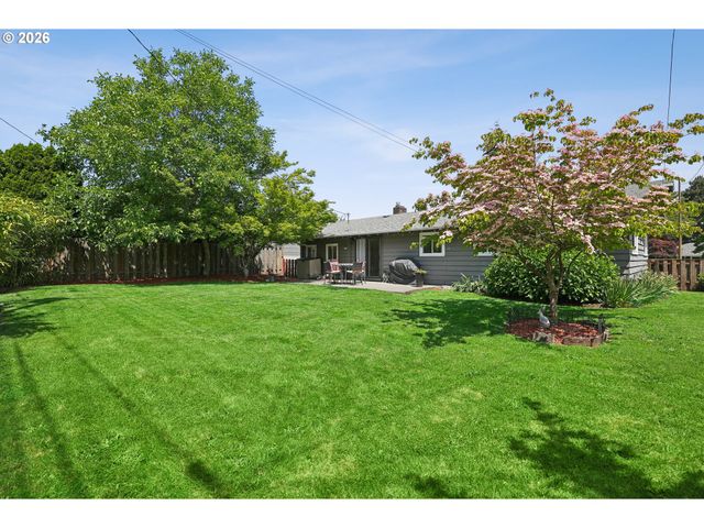 731 Se 143RD Ave, Portland, OR 97233