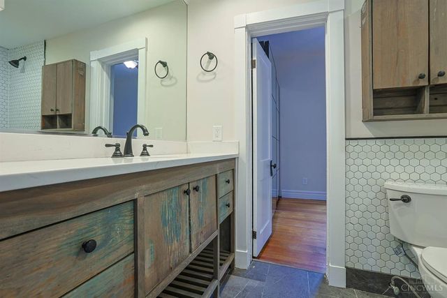 2920 Portsmouth Avenue, Cincinnati, OH 45208