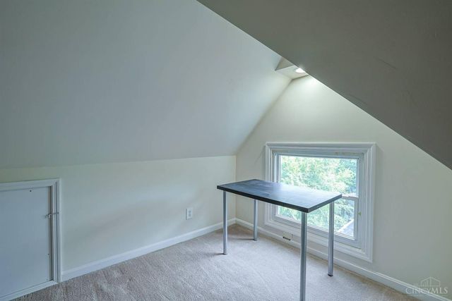 2920 Portsmouth Avenue, Cincinnati, OH 45208