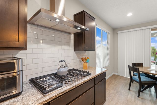 2802 Kings Canyon Loop NE, Rio Rancho, NM 87144