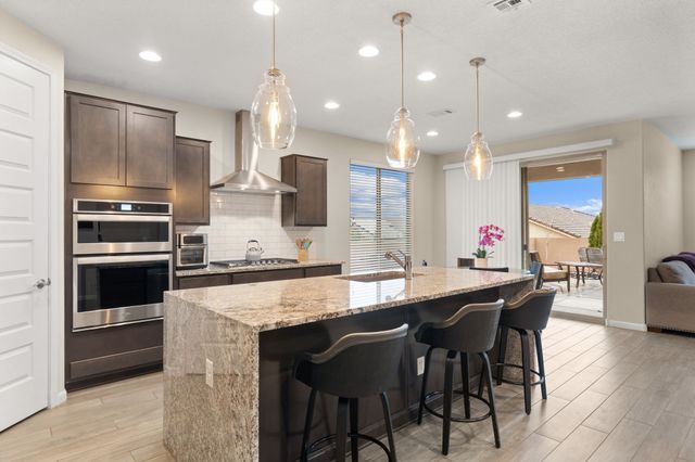 2802 Kings Canyon Loop NE, Rio Rancho, NM 87144