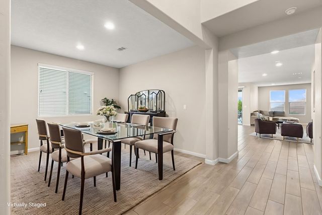 2802 Kings Canyon Loop NE, Rio Rancho, NM 87144