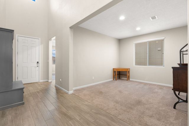 2802 Kings Canyon Loop NE, Rio Rancho, NM 87144