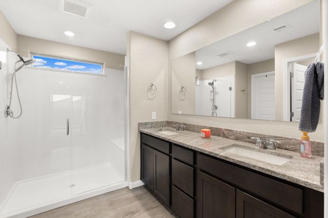 2802 Kings Canyon Loop NE, Rio Rancho, NM 87144