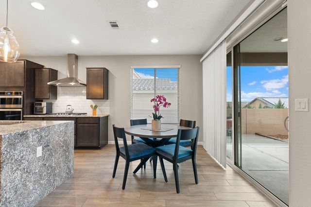 2802 Kings Canyon Loop NE, Rio Rancho, NM 87144