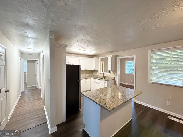 423 Belgarde Place SE, Atlanta, GA 30354