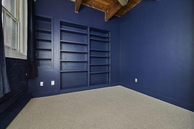 35 Saratoga 1, Boston, MA 02128