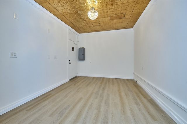 35 Saratoga 1, Boston, MA 02128