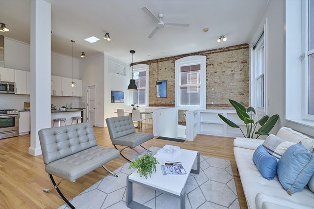 35 Saratoga 1, Boston, MA 02128