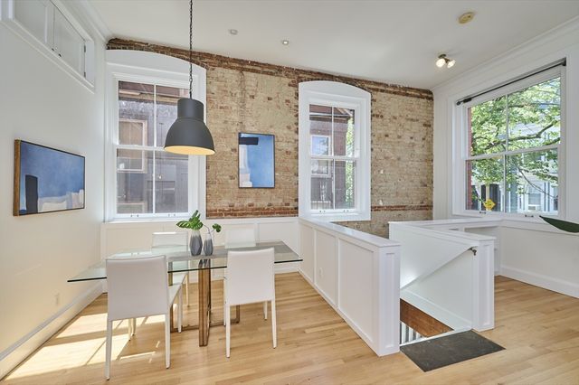 35 Saratoga 1, Boston, MA 02128