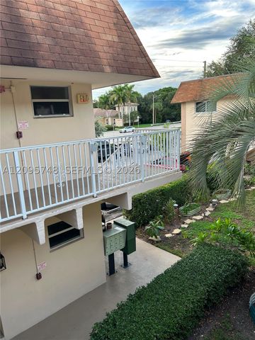10330 N MILITARY TR 6B, Palm Beach Gardens, FL 33410