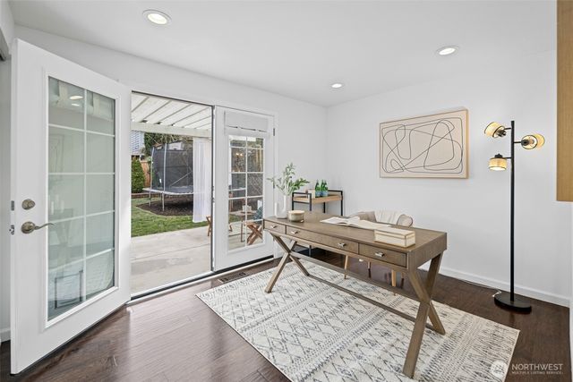 3410 77th Avenue SE, Mercer Island, WA 98040