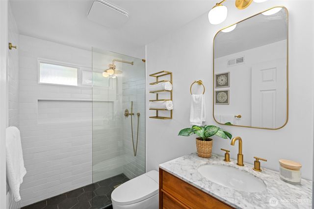 3410 77th Avenue SE, Mercer Island, WA 98040