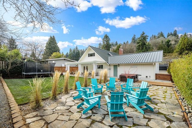 3410 77th Avenue SE, Mercer Island, WA 98040