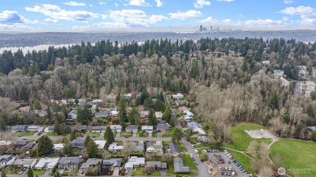 3410 77th Avenue SE, Mercer Island, WA 98040