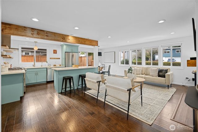 3410 77th Avenue SE, Mercer Island, WA 98040