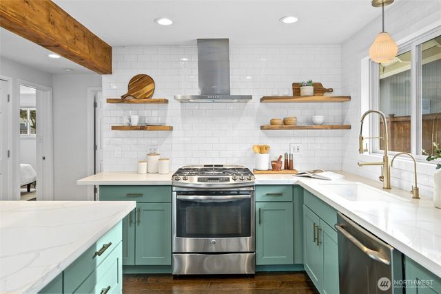 3410 77th Avenue SE, Mercer Island, WA 98040