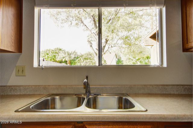 728 N HAZELTON Drive, Chandler, AZ 85226