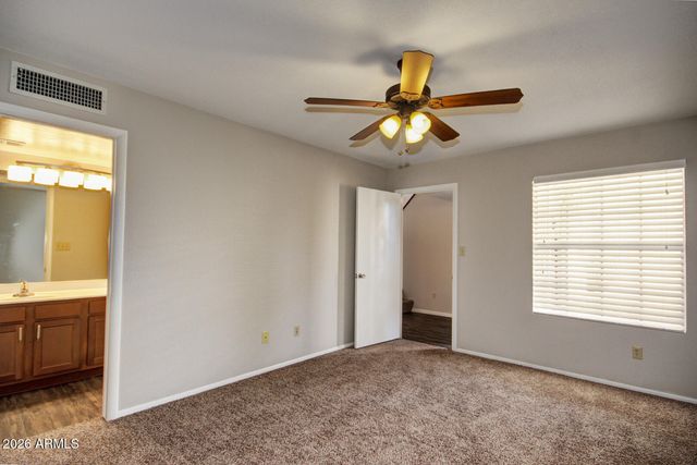 728 N HAZELTON Drive, Chandler, AZ 85226