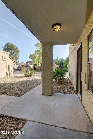 728 N HAZELTON Drive, Chandler, AZ 85226