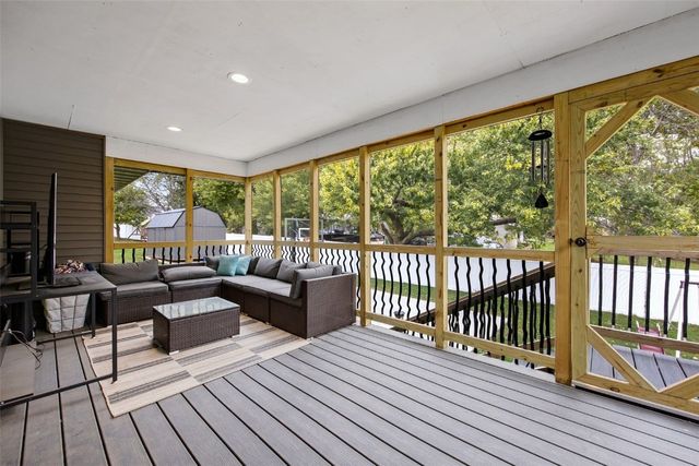 1698 Foxborough Drive, Marion, IA 52302