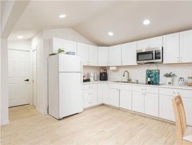 746 E Clam Circle, Port Isabel, TX 78589