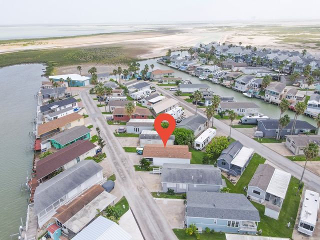 746 E Clam Circle, Port Isabel, TX 78589