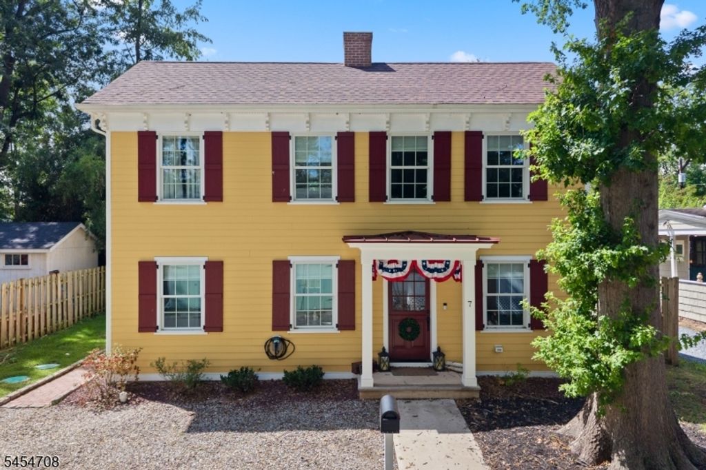7 Alley Way, Millstone Boro, NJ 08844 — photo 2