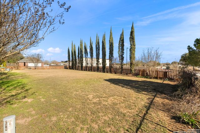 1659 HANZ DR, New Braunfels, TX 78130