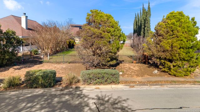 1659 HANZ DR, New Braunfels, TX 78130