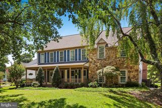 15601 MEHERRIN DR, Centreville, VA 20120