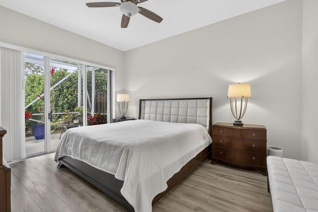 8281 Heritage Club Dr Drive, West Palm Beach, FL 33412