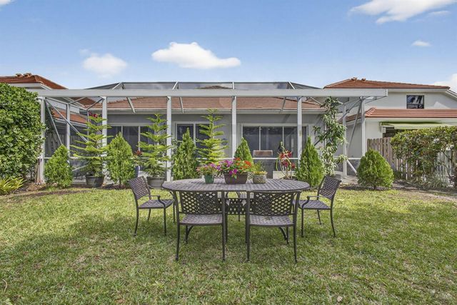 8281 Heritage Club Dr Drive, West Palm Beach, FL 33412