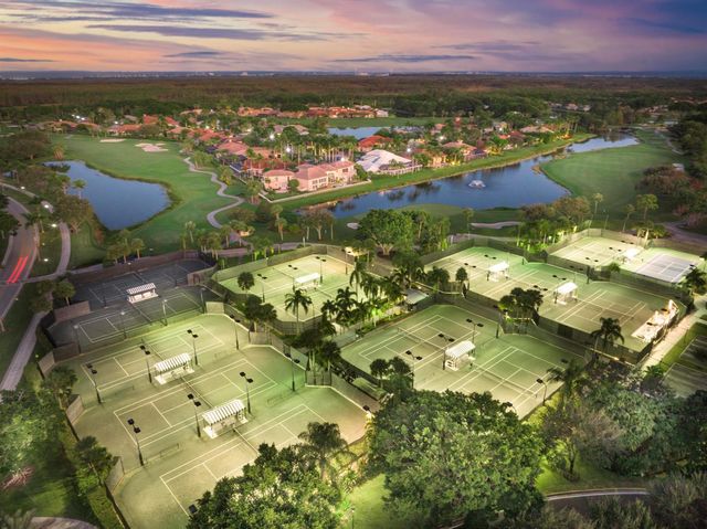 8281 Heritage Club Dr Drive, West Palm Beach, FL 33412