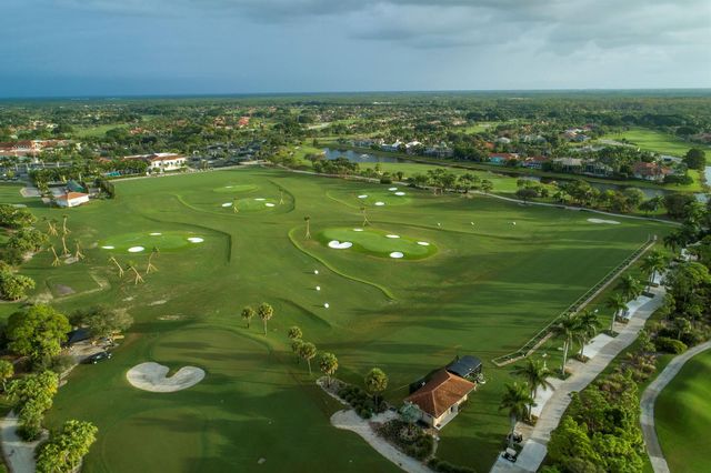 8281 Heritage Club Dr Drive, West Palm Beach, FL 33412