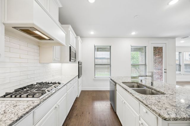 2224 Briar Ridge Trail, Carrollton, TX 75010