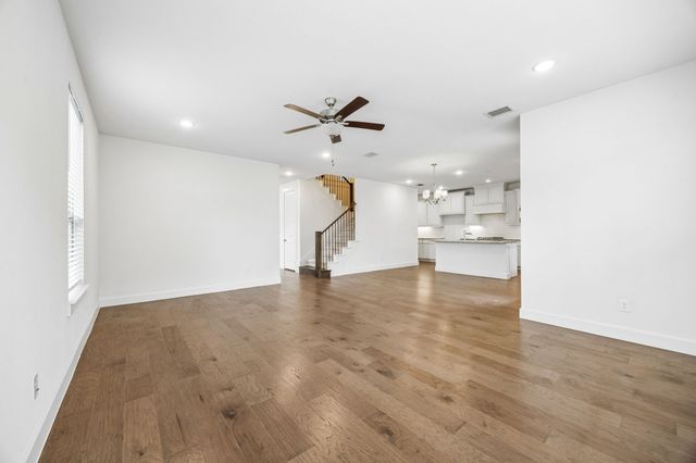 2224 Briar Ridge Trail, Carrollton, TX 75010