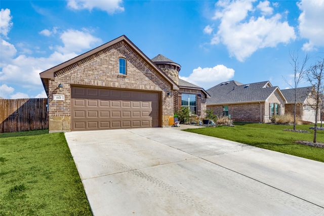 216 Magnolia Drive, Azle, TX 76020