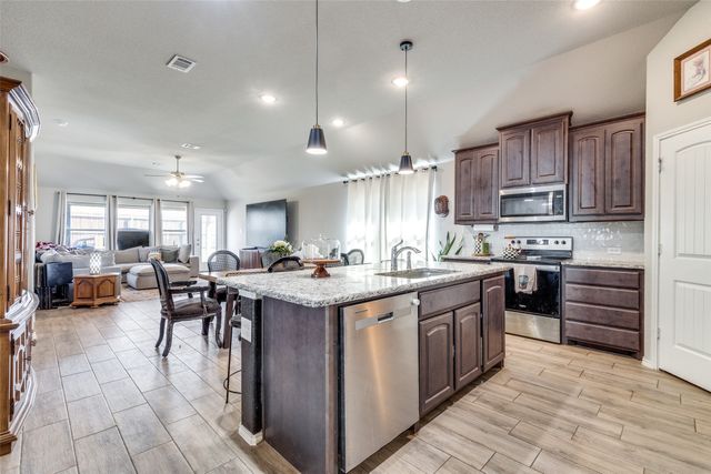 216 Magnolia Drive, Azle, TX 76020