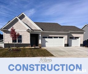 606 KEVIN Road, Blue Grass, IA 52726