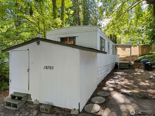18705 1st Avenue NE, Suquamish, WA 98392