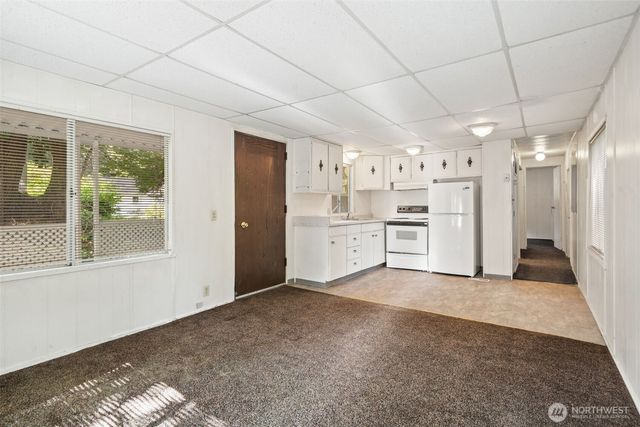 18705 1st Avenue NE, Suquamish, WA 98392